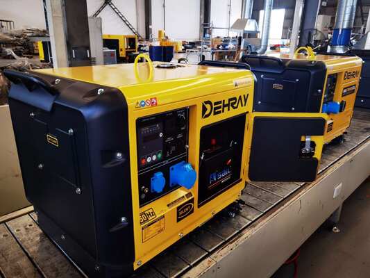 Air Cooled Portable Diesel Generator 5KW Customized Diesel Backup Generator