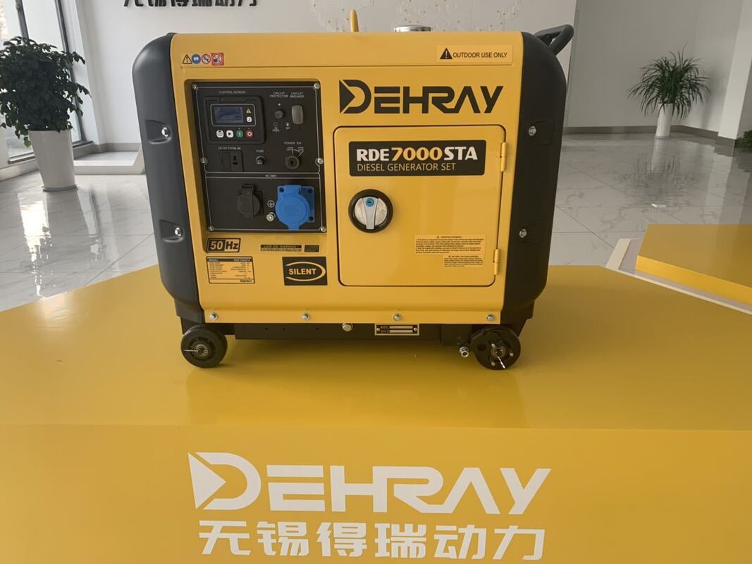 Air Cooled Portable Diesel Generator 5KW Customized Diesel Backup Generator