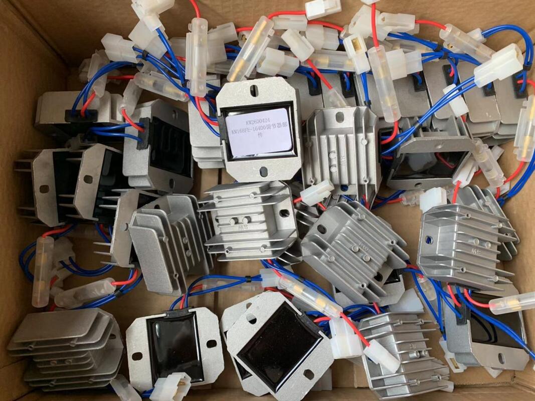 ISO9001 Certified Spare parts for generator providing Intelligent Automatic Generator Controller features to maintain continuous and power supply